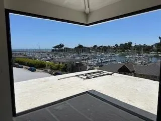 320