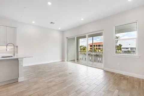 480